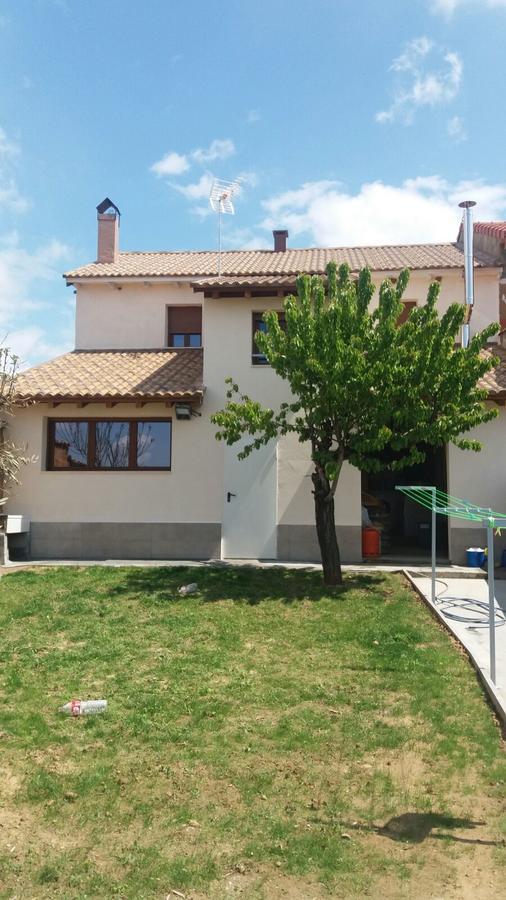 Albergue Vive Tu Camino Reliegos Exteriör bild