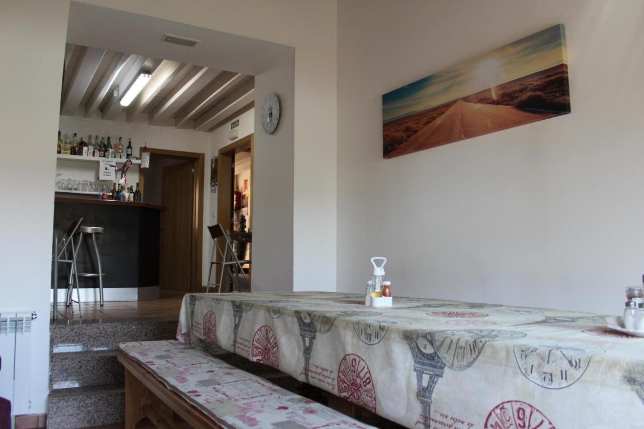 Albergue Vive Tu Camino Reliegos Exteriör bild